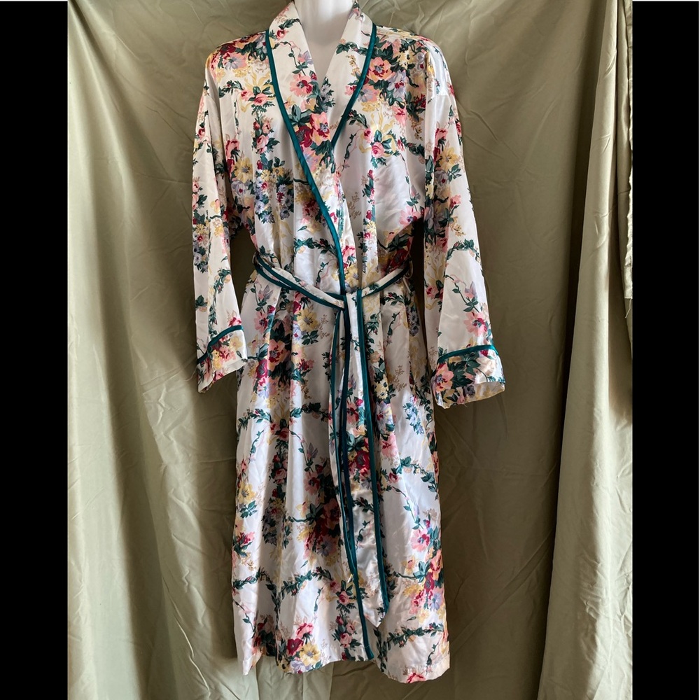 NWOT Multi Colored Flowers on Cream Belted Robe by Aria, sz S,